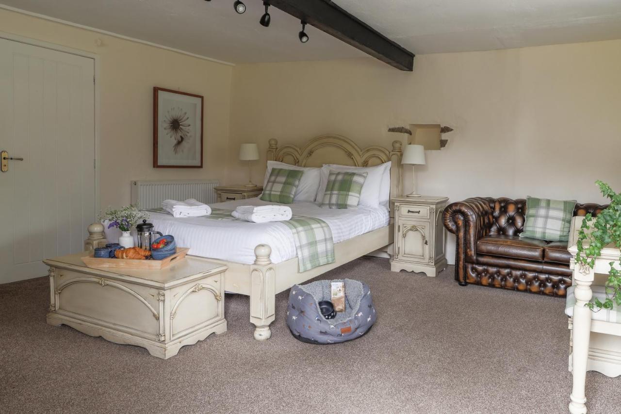 Bearslake Inn Bridestowe
